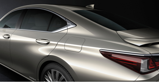 【新車(chē)到店】中大型豪華行政級(jí)轎車(chē) 新雷克薩斯ES300h即將到店 現(xiàn)接受預(yù)定315